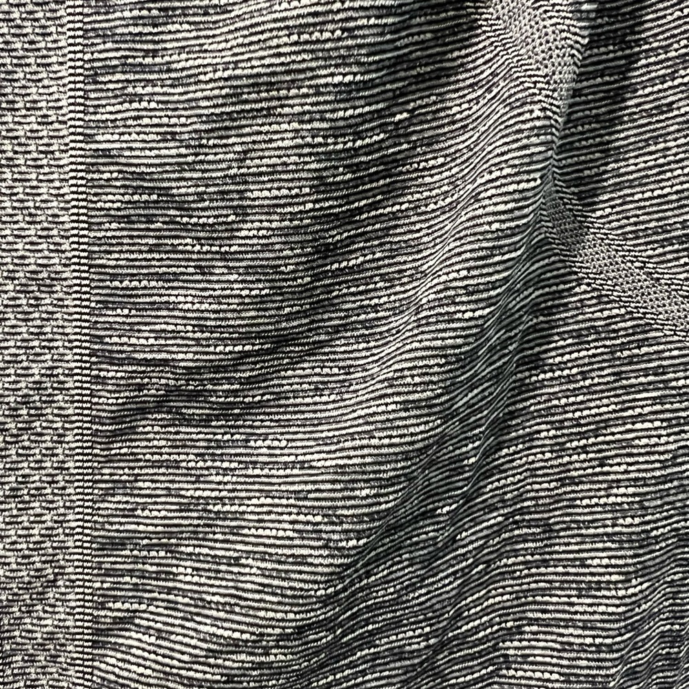 Lululemon Swiftly Short Sleeve - Picture 3 of 4